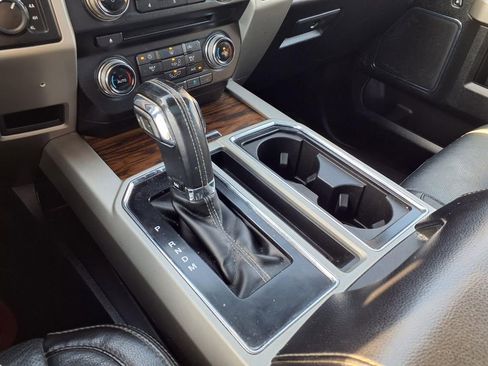 Used 2018 Ford F150 Lariat image 19