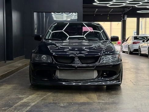 Used 2004 Mitsubishi Lancer Evolution AWD/4WD image 2