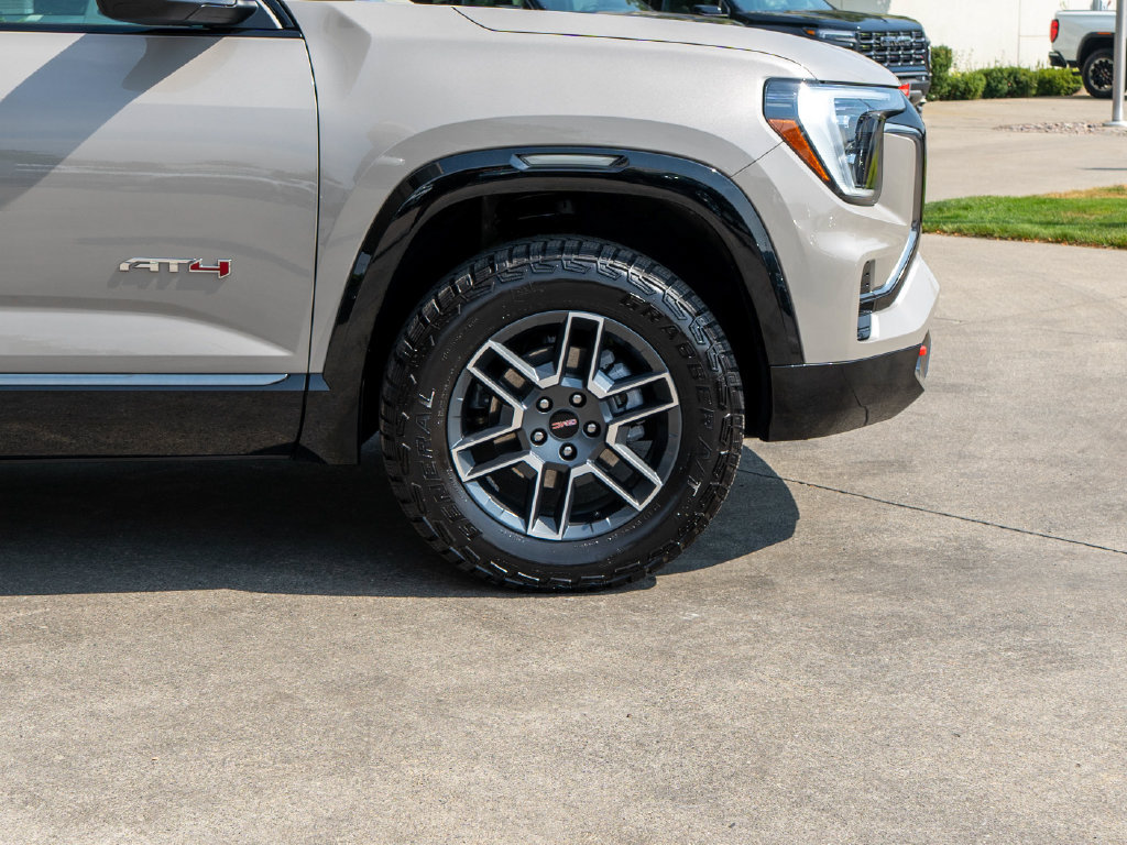 Certified 2026 GMC Terrain AT4 AWD/4WD image 37