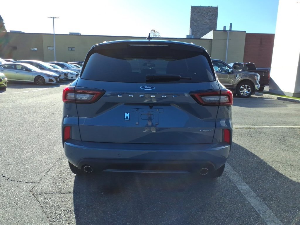 Used 2024 Ford Escape ST-Line w/ Tech Pack #1 AWD/4WD image 7