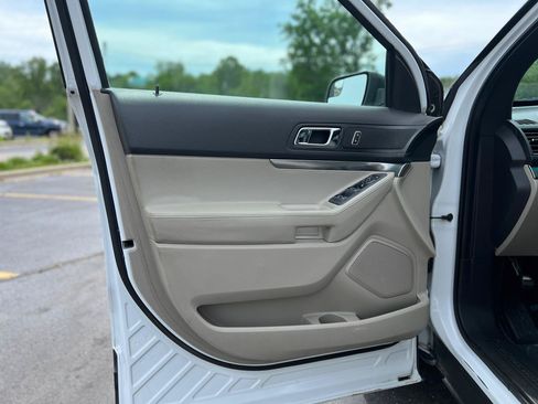 Used 2013 Ford Explorer FWD image 14