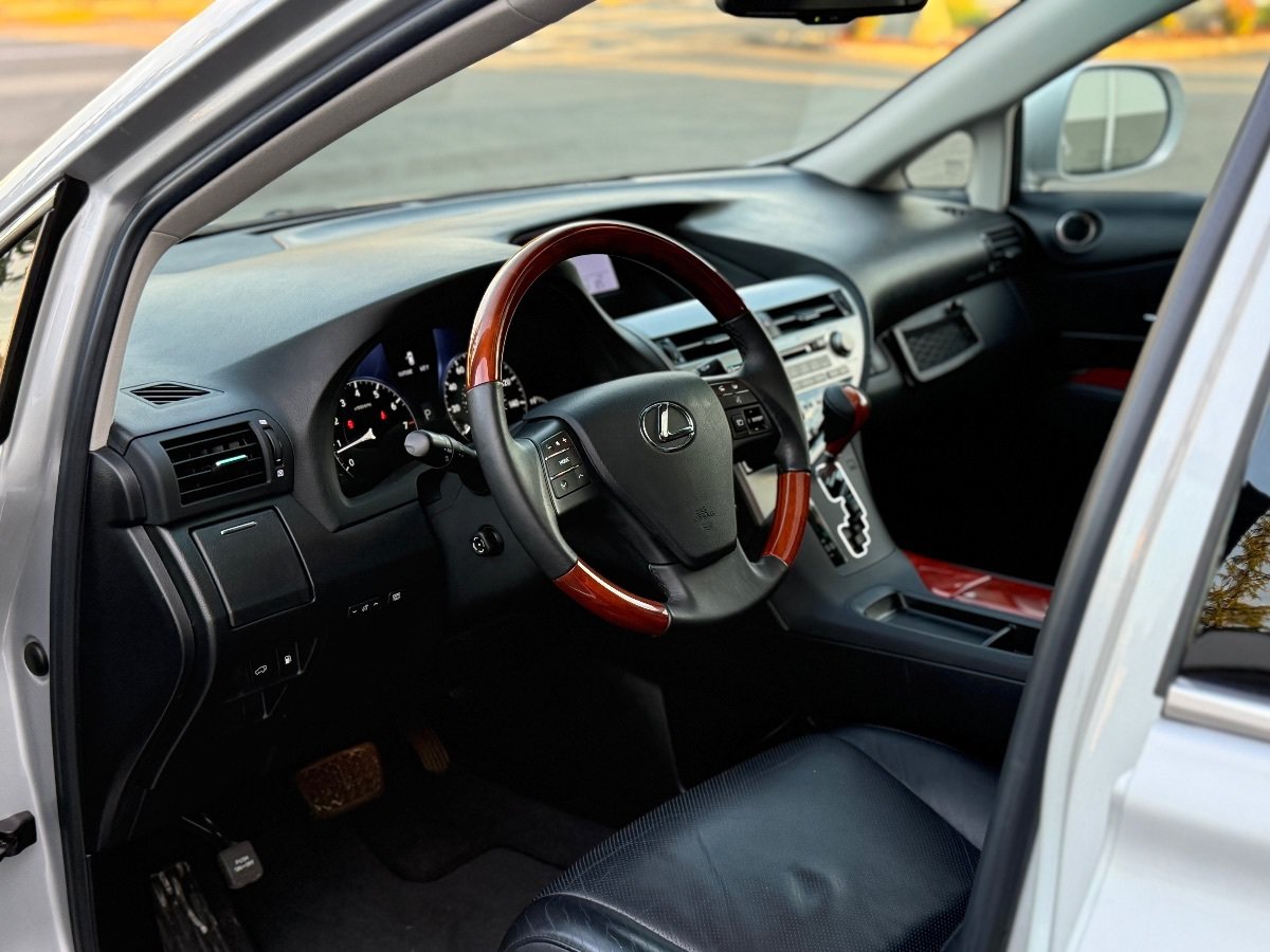 Used 2010 Lexus RX 350 AWD w/ Premium Pkg image 15