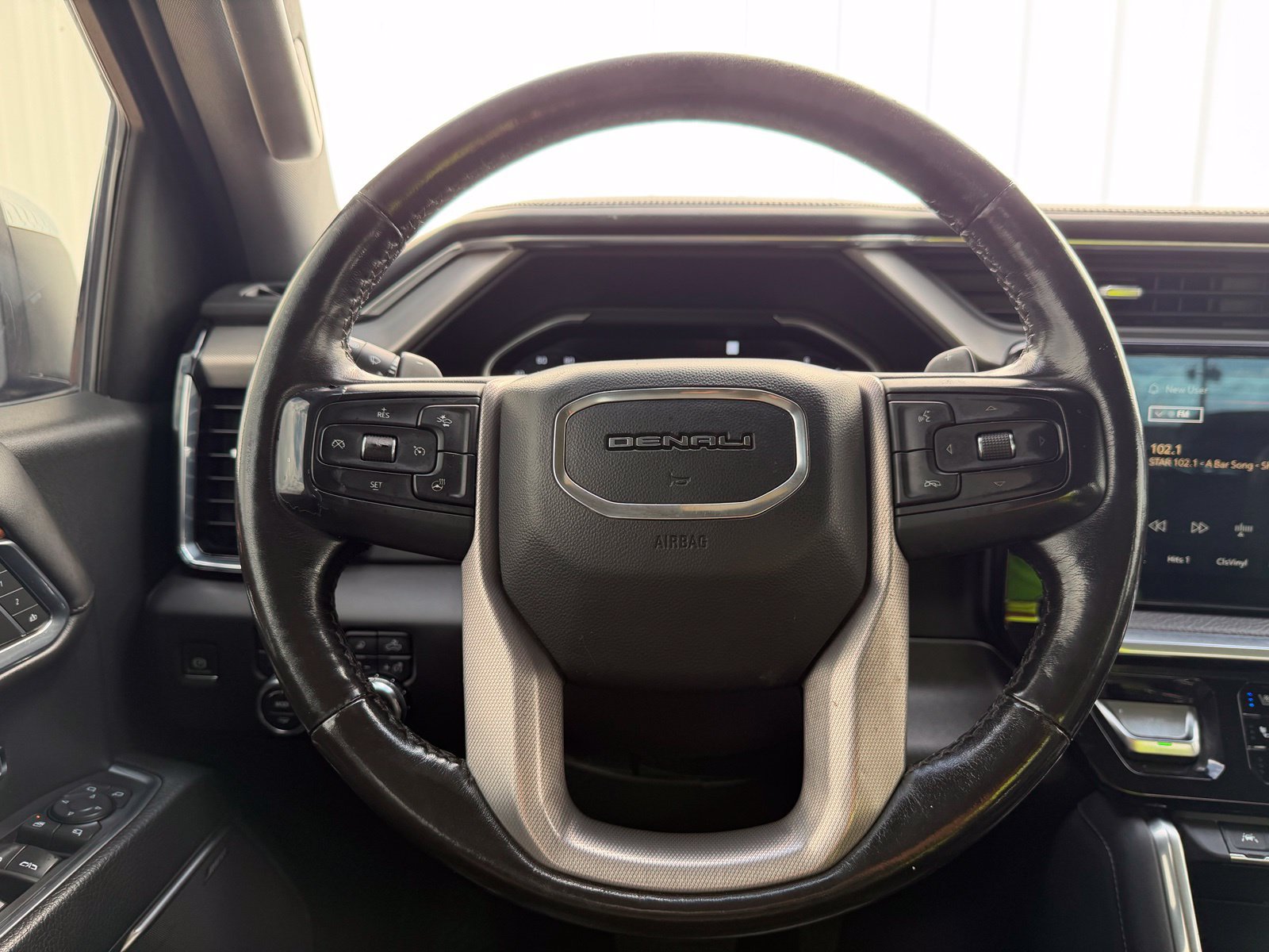 Used 2022 GMC Sierra 1500 Denali AWD/4WD image 14