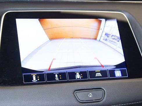 Used 2023 Cadillac XT4 Premium Luxury w/ Enhanced Visibility Package image 32