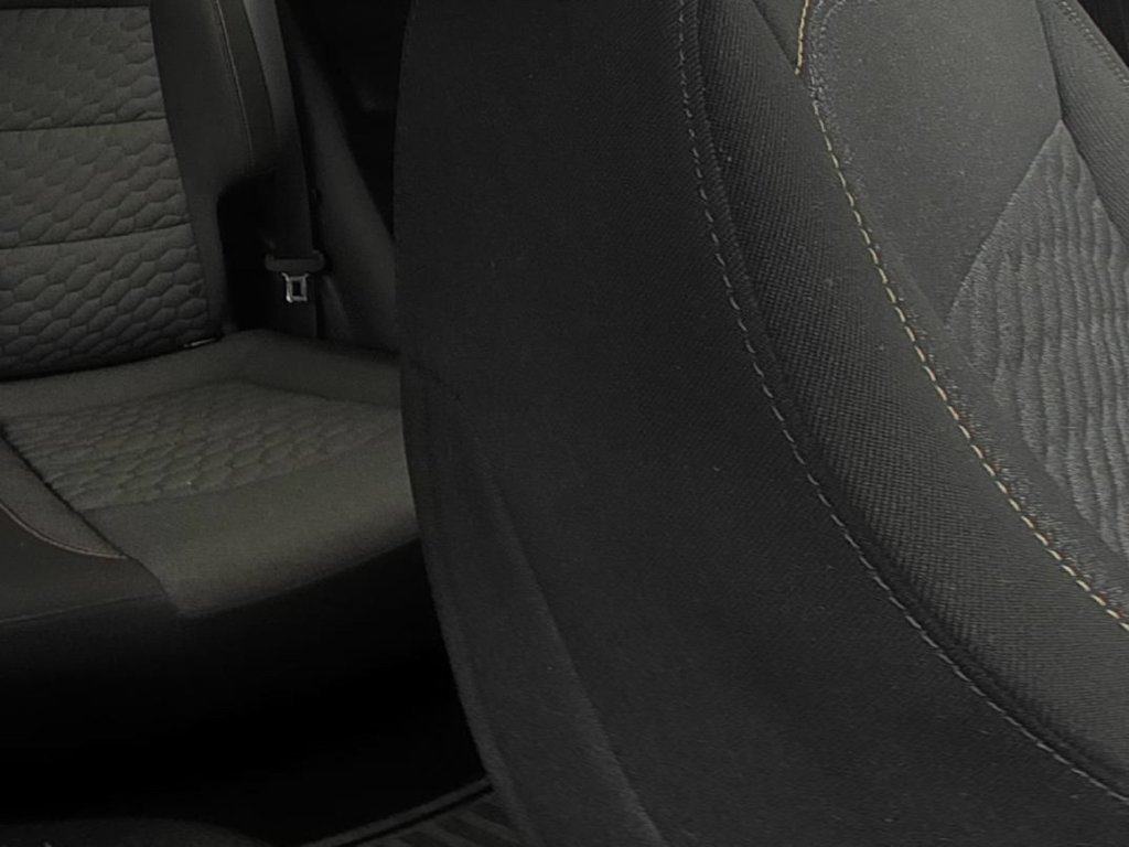 Used 2019 Chevrolet Equinox LT FWD image 14