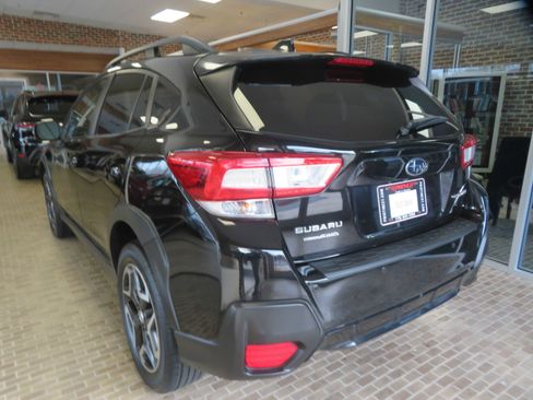 Used 2018 Subaru Crosstrek 2.0i Limited image 6