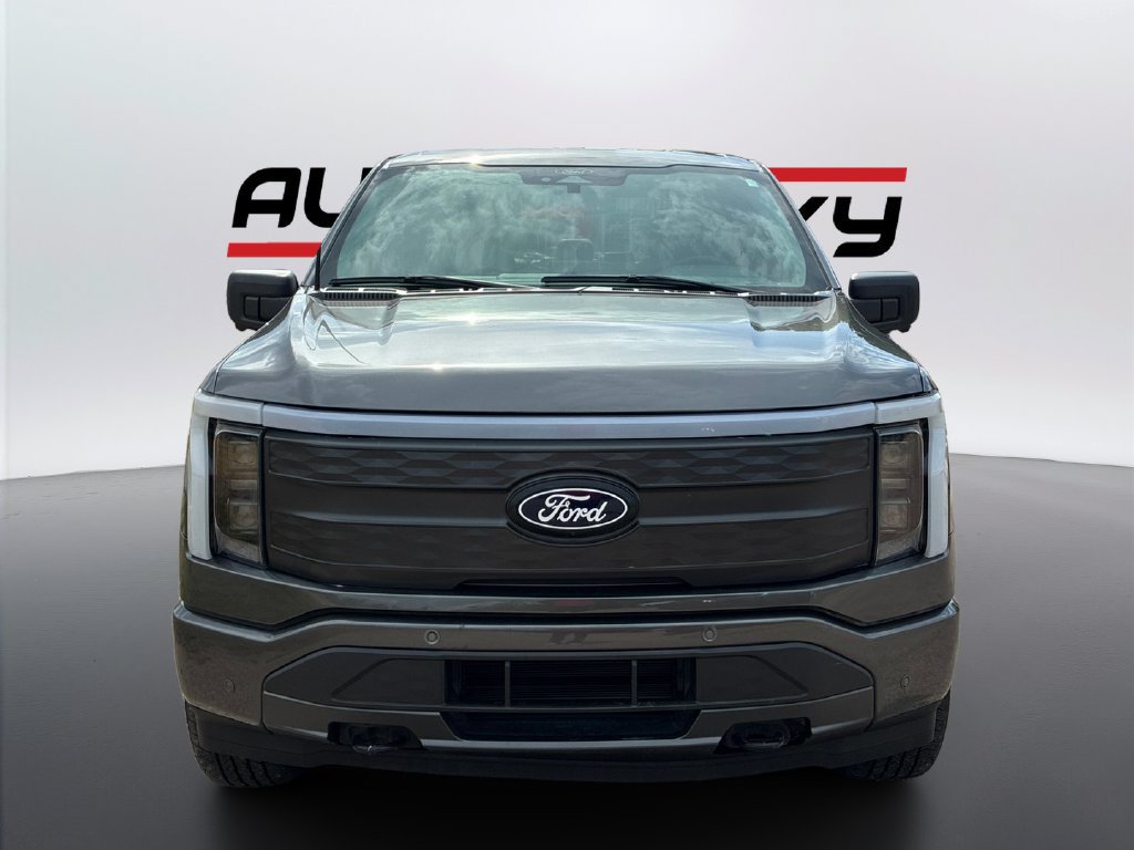 Used 2025 Ford F150 Lightning Flash AWD/4WD image 2
