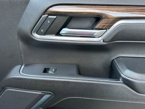 Used 2023 Chevrolet Silverado 1500 LT Trail Boss image 21