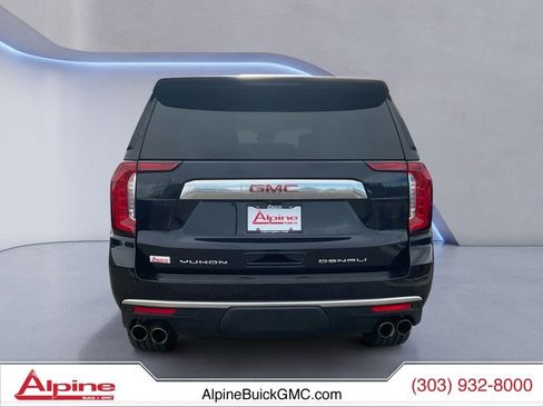 Used 2023 GMC Yukon Denali w/ Advanced Technology Package image 4