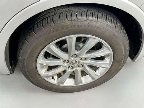 Used 2019 Buick Envision Essence image 28