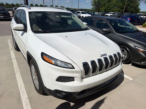 Used 2015 Jeep Cherokee Limited AWD/4WD image 1