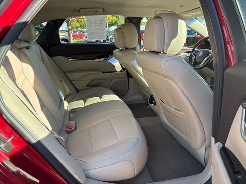 Used 2014 Cadillac XTS Luxury image 17