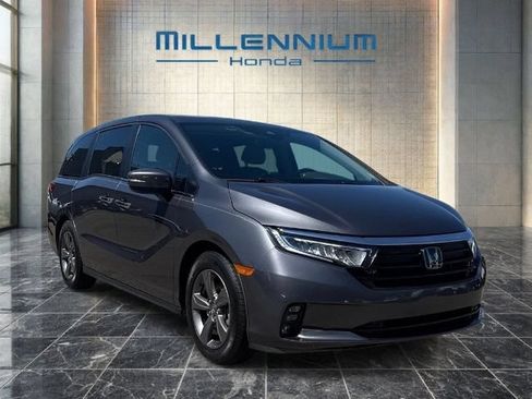 Used 2024 Honda Odyssey EX image 7