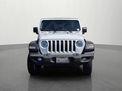 Used 2019 Jeep Wrangler Unlimited Sport S AWD/4WD image 2