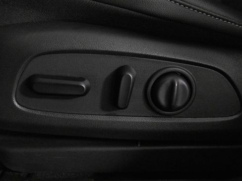 Certified 2024 Buick Envista Preferred w/ Convenience I Package image 19