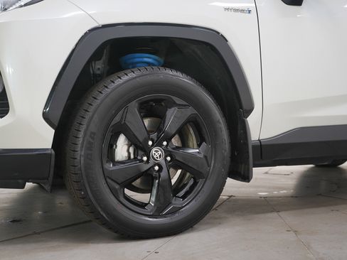 Used 2021 Toyota RAV4 XSE image 30