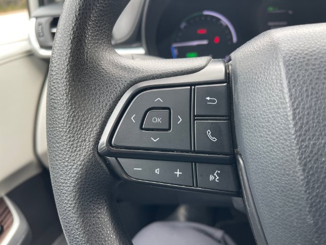 Used 2024 Toyota Sienna LE AWD/4WD image 25
