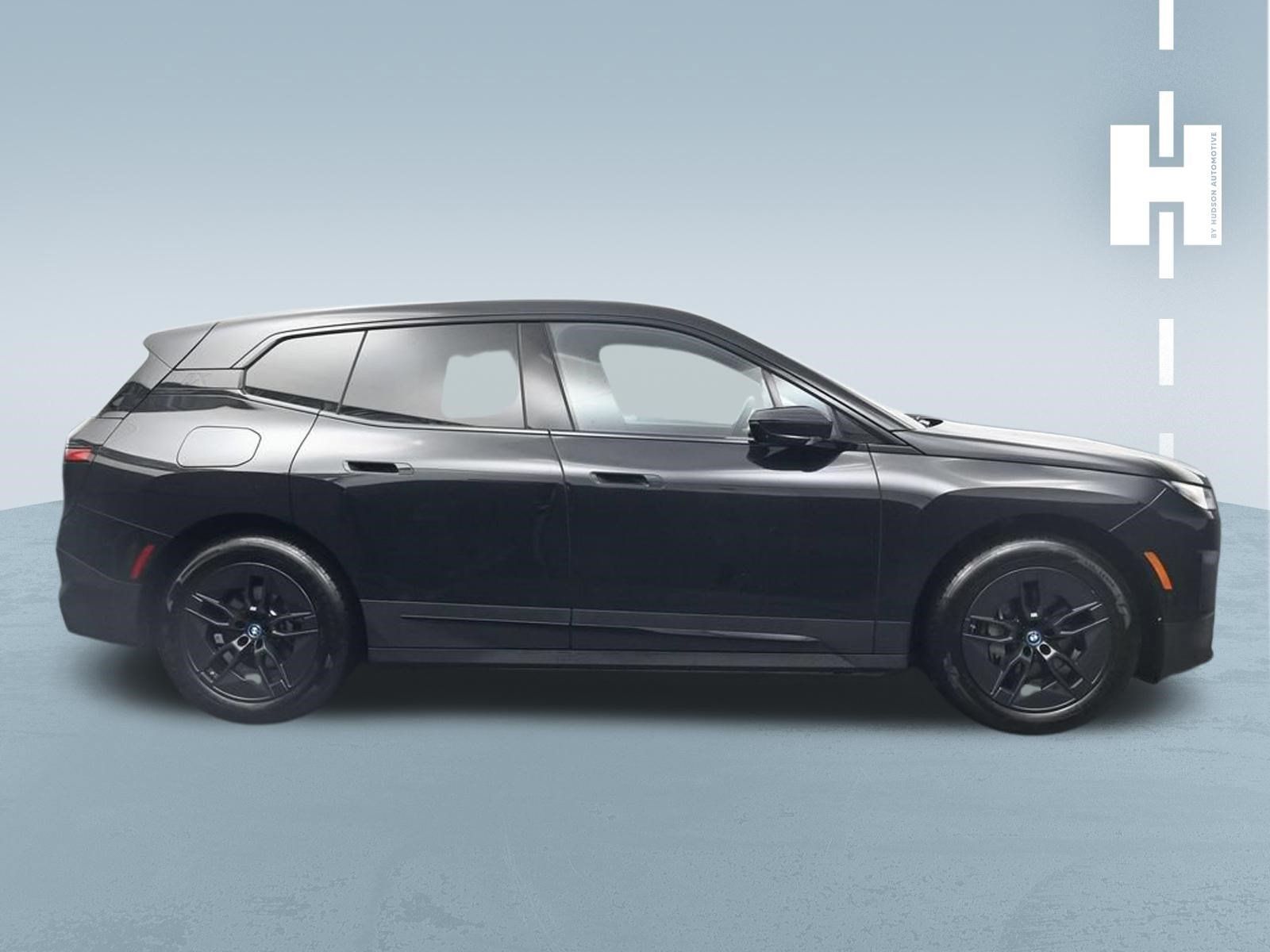 Used 2024 BMW iX xDrive50 w/ Convenience Package AWD/4WD image 3