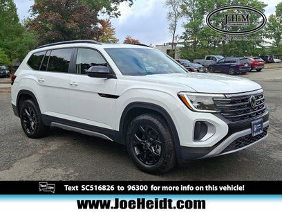 Used 2025 Volkswagen Atlas Peak Edition SE