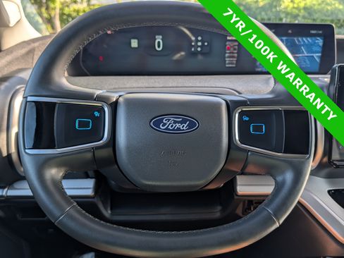 Certified 2025 Ford Expedition Active RWD image 29