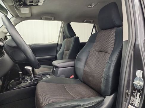 Used 2019 Toyota 4Runner TRD Off-Road image 14