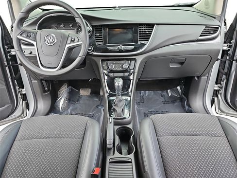 Used 2022 Buick Encore Preferred image 15