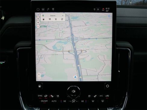 Used 2025 GMC Yukon Denali w/ Sun & Power Step Package image 18