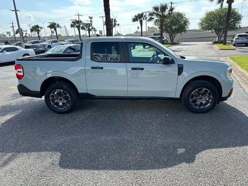 Certified 2022 Ford Maverick XLT FWD image 4