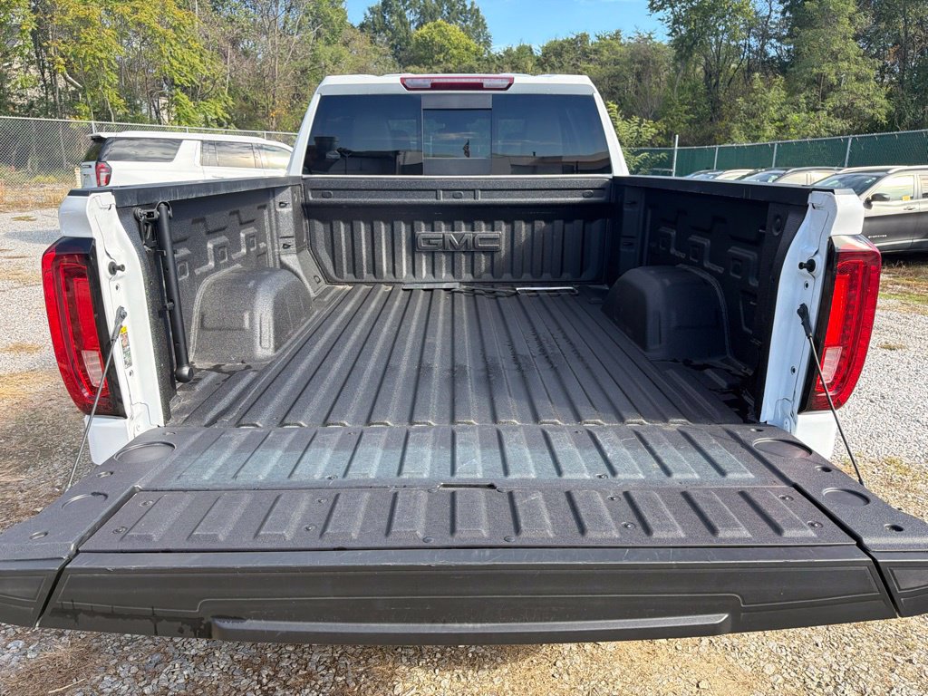 Used 2024 GMC Sierra 1500 SLT w/ SLT Premium Plus Package AWD/4WD image 14