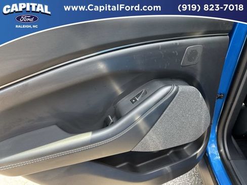 Used 2025 Ford Mustang Mach-E Premium AWD/4WD image 17