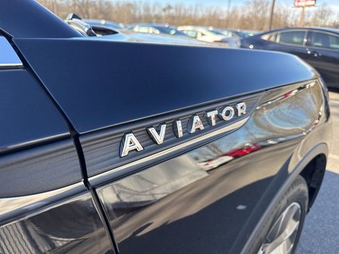 Used 2025 Lincoln Aviator AWD image 20