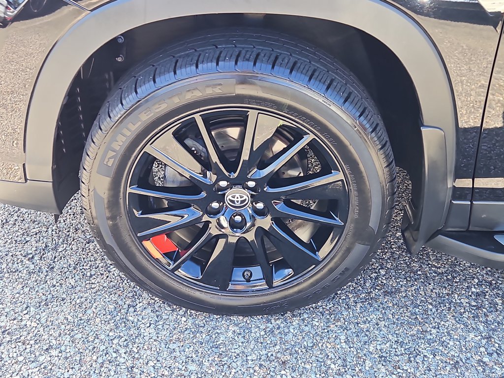 Used 2019 Toyota Highlander SE AWD/4WD image 7