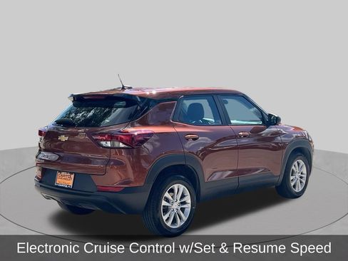 Used 2021 Chevrolet TrailBlazer LS FWD image 5