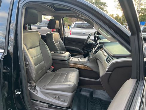 Used 2015 GMC Yukon XL Denali w/ Open Road Package AWD/4WD image 19