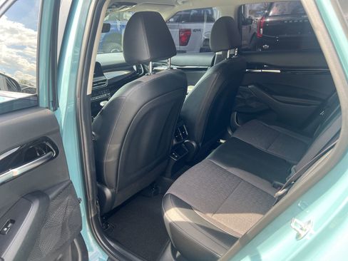 Used 2024 Kia Seltos S AWD/4WD image 40