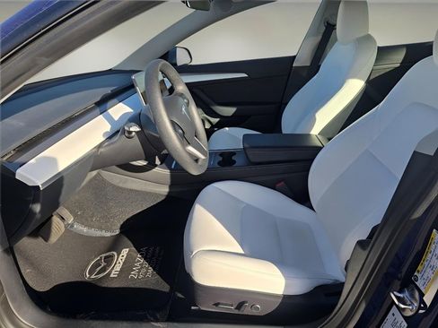 Used 2022 Tesla Model 3 Long Range image 11