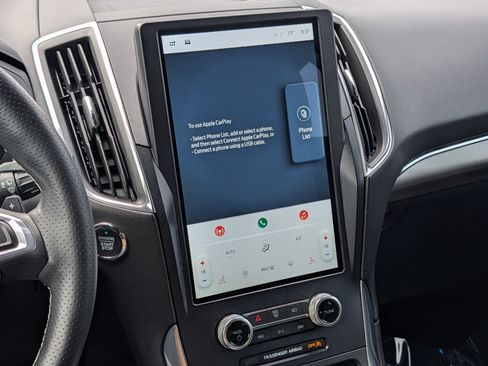 Used 2023 Ford Edge ST image 18