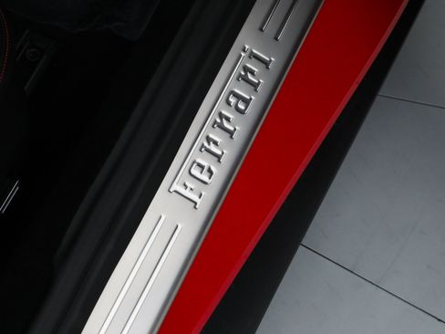 Certified 2023 Ferrari Portofino M image 26