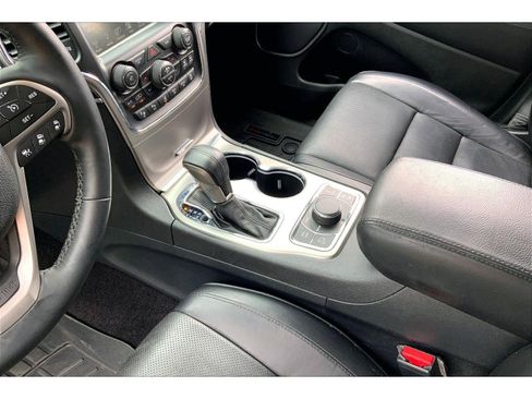 Used 2017 Jeep Grand Cherokee Summit w/ Platinum Series Group AWD/4WD image 16