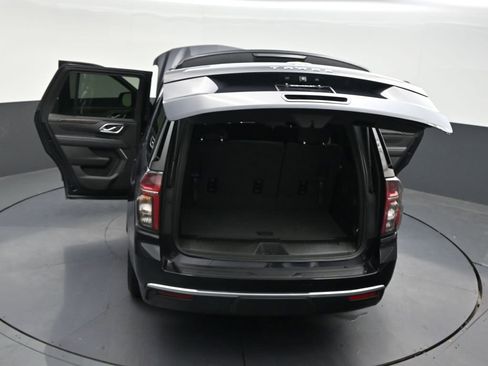 Used 2024 Chevrolet Tahoe LS RWD image 34
