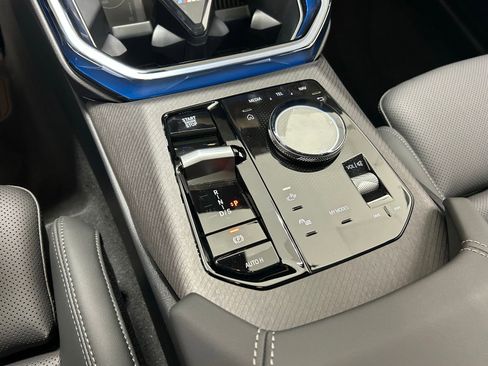 Used 2025 BMW X3 xDrive30i w/ Premium Package image 22