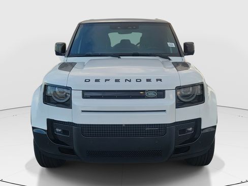 Used 2023 Land Rover Defender 110 X-Dynamic SE AWD/4WD image 2