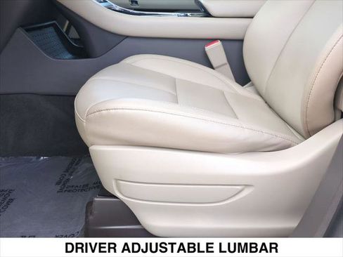 Certified 2023 Lincoln Aviator 2WD w/ Class IV Trailer Tow Package image 24