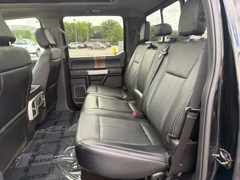 Used 2018 Ford F150 Lariat w/ Equipment Group 502A Luxury AWD/4WD image 14
