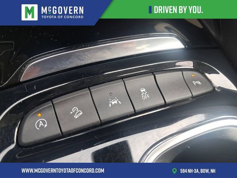 Used 2021 Buick Envision Preferred AWD/4WD image 20