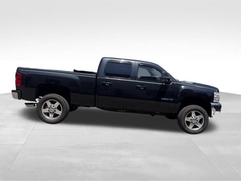 Used 2010 Chevrolet Silverado 2500 LTZ w/ Convenience Package AWD/4WD image 8