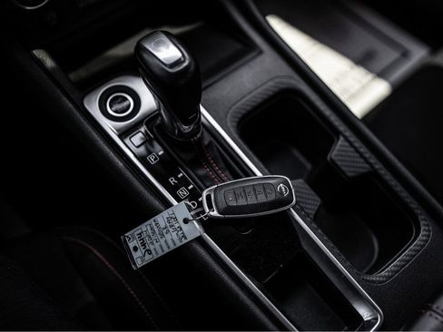 Used 2024 Nissan Sentra SR FWD image 12