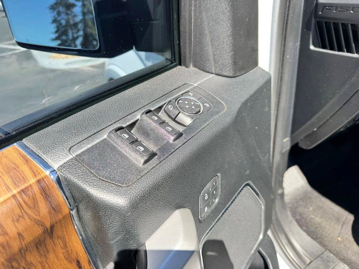 Used 2019 Ford F150 Lariat AWD/4WD image 11