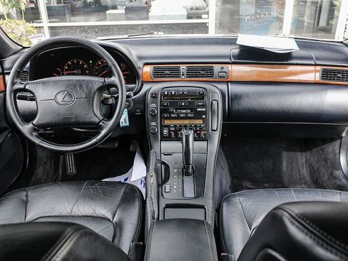 Used 1995 Lexus SC 300 Coupe image 11