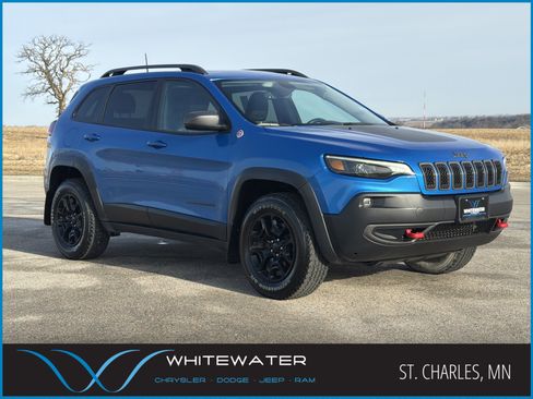 Used 2020 Jeep Cherokee Trailhawk w/ Comfort & Convenience Group image 1